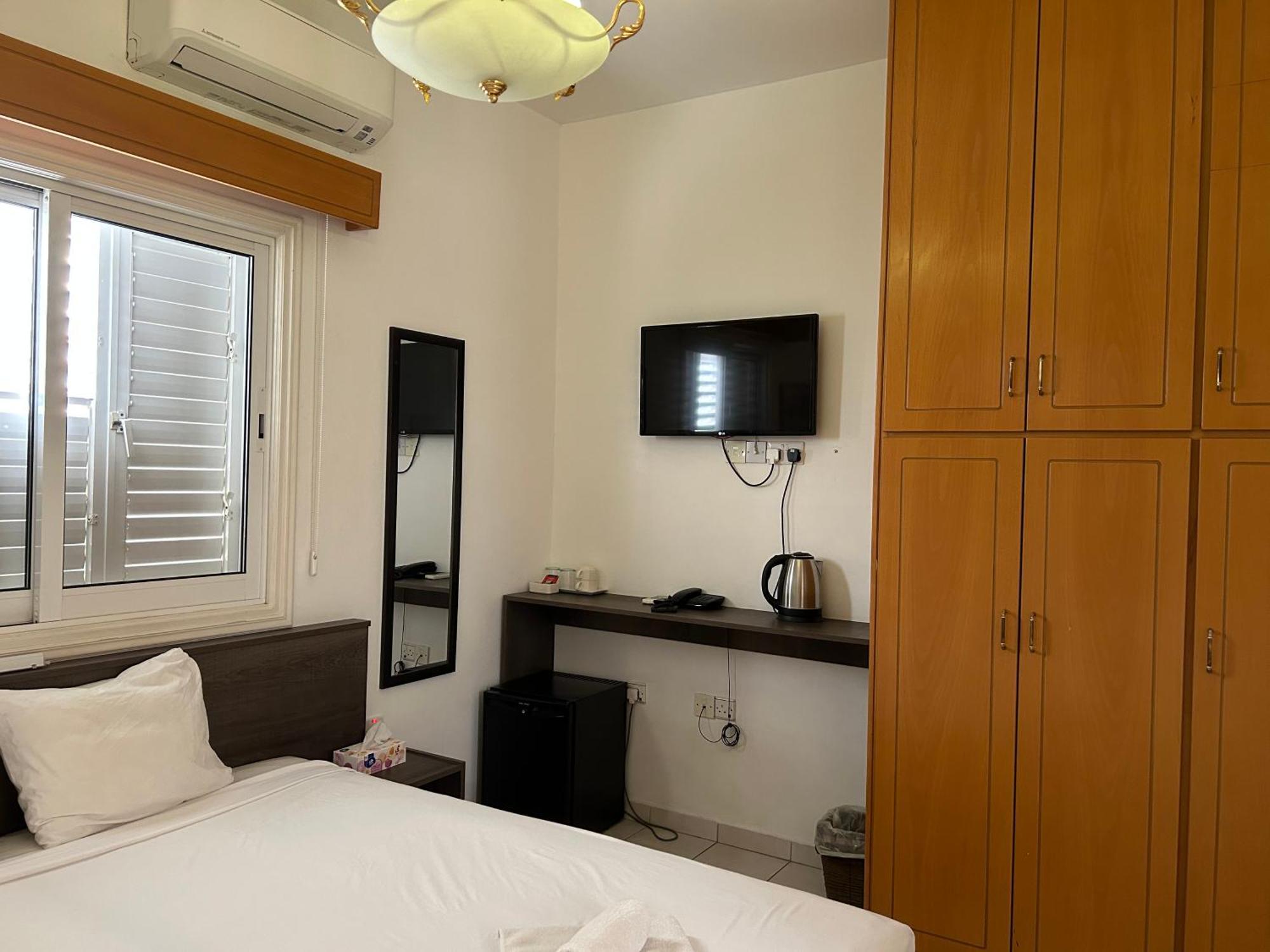 St Elena Boutique Residence Larnaca Exteriér fotografie